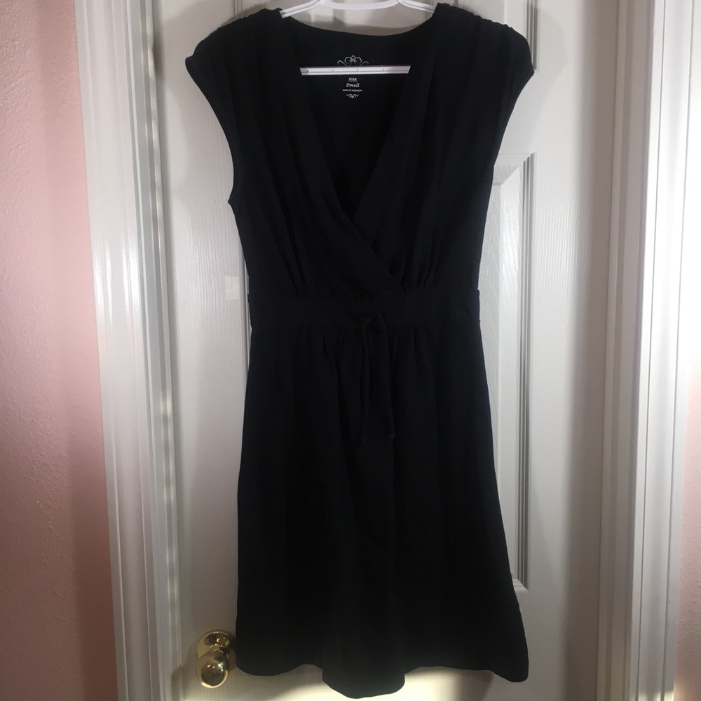 Old Navy Women's Black Dress Sleeveless Mini Wrap